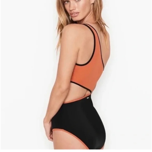 Victoria Secret Essential Cutout Swimsuit NWOT - Picture 5 of 5